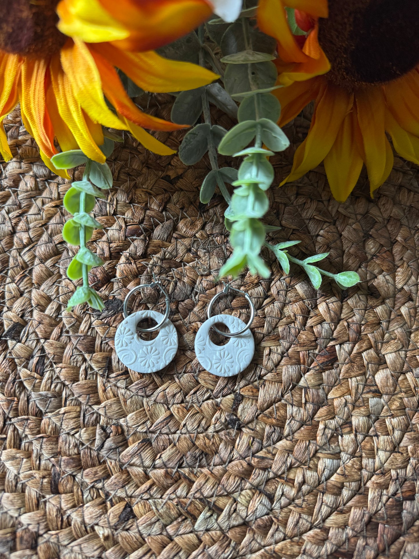Round Geometric Dangles