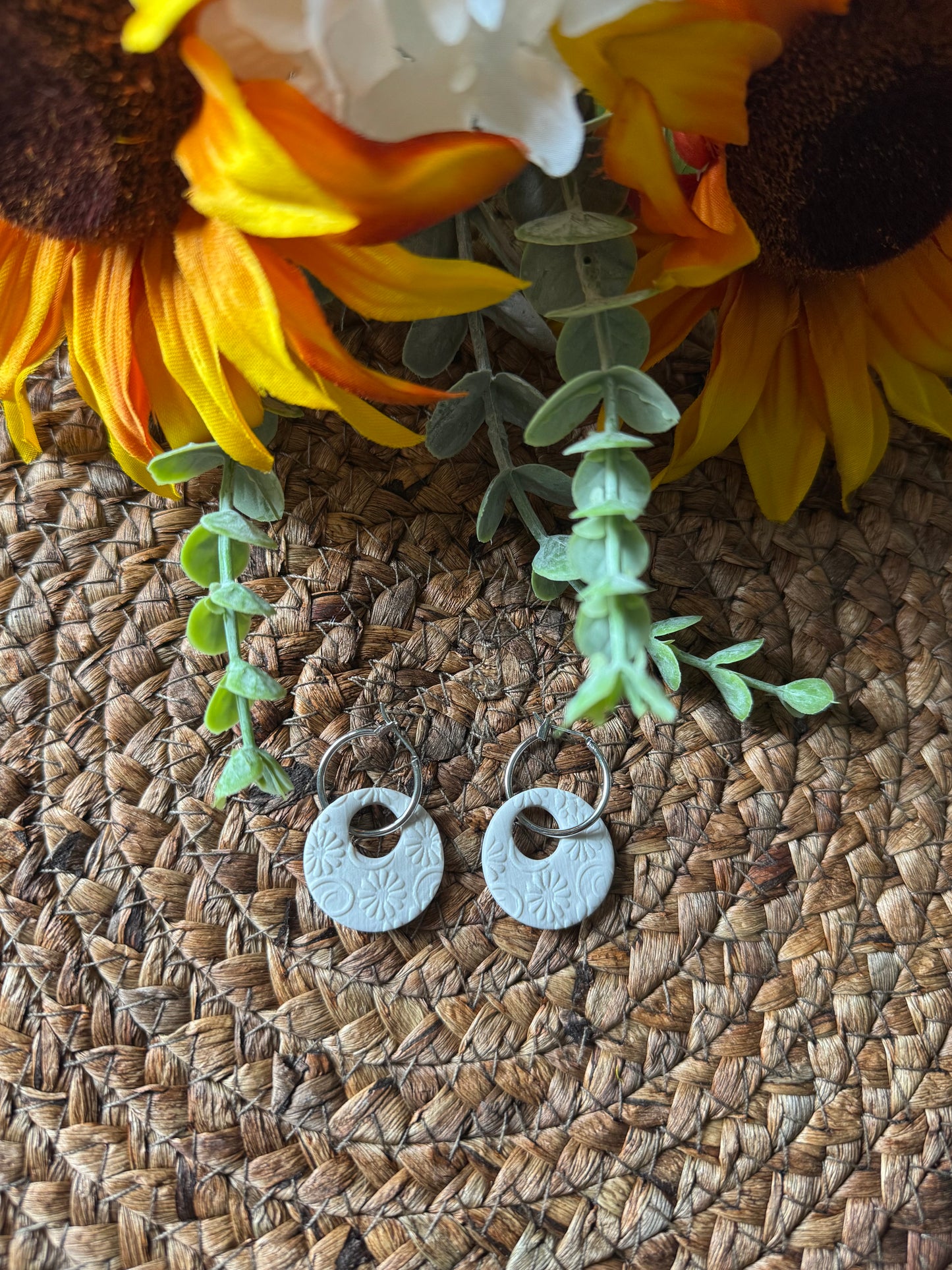 Round Geometric Dangles