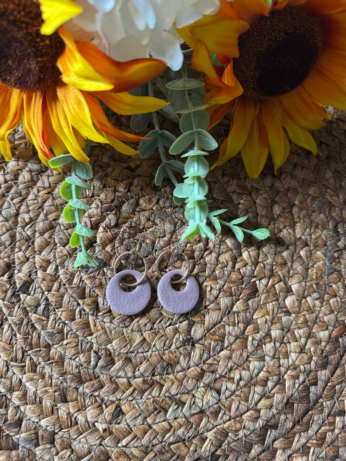 Round Geometric Dangles