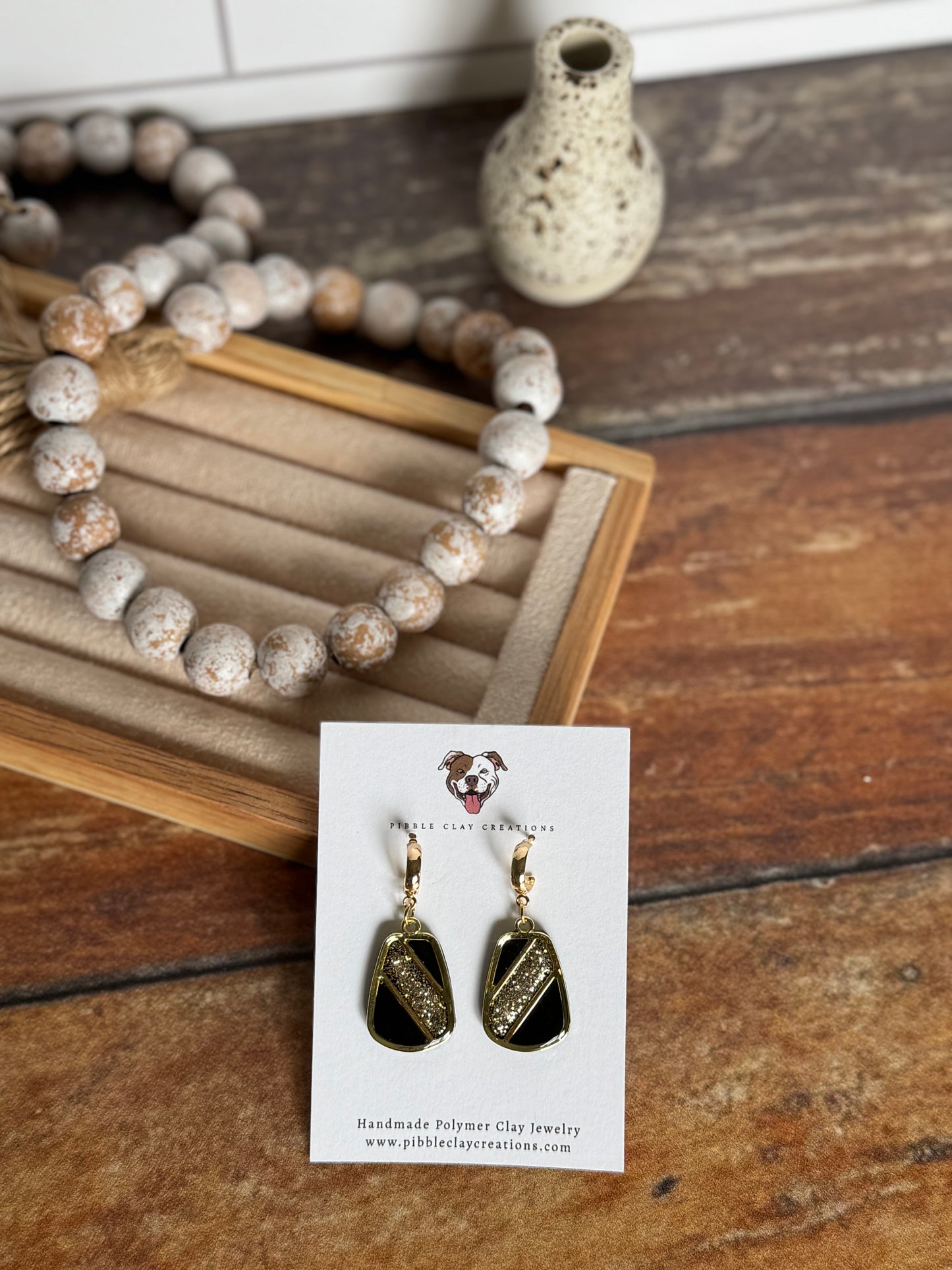 Eve Dangles