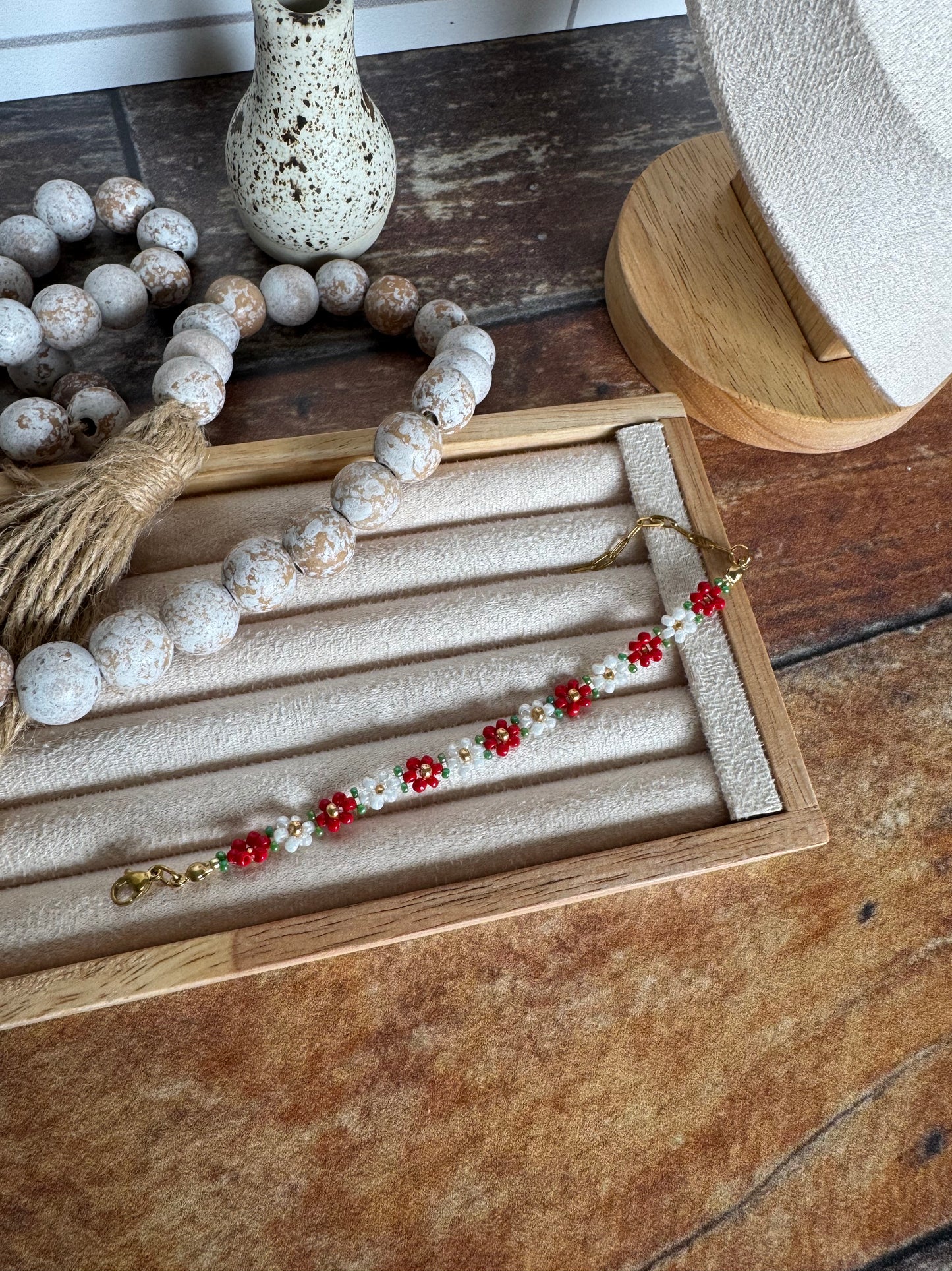 Red & Pearl Flower Beaded Bracelet