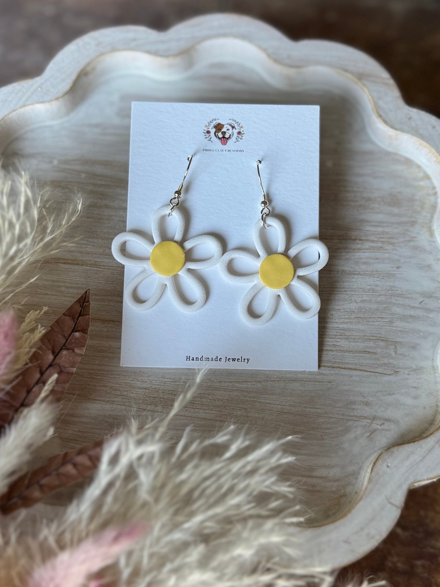 Hollow Daisy Earrings